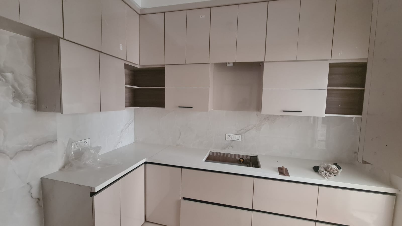 Modern 1BHK Studio - View 4